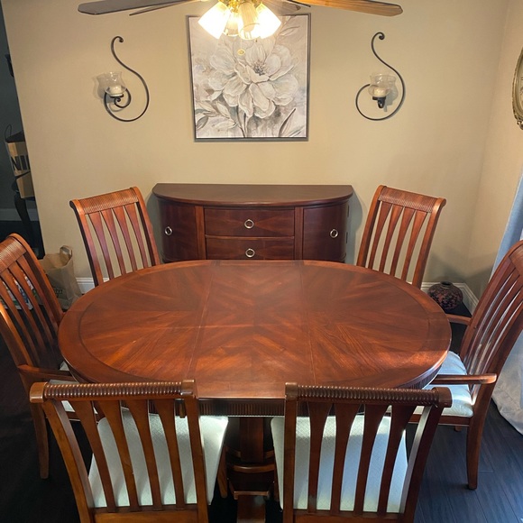 6 pieces Dining table set plus buffet - Picture 11 of 16
